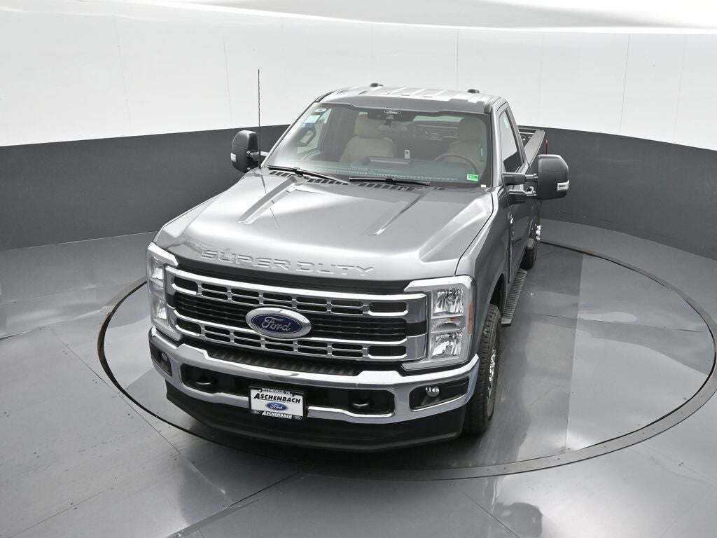 2025 Ford F-350 Super Duty XLT