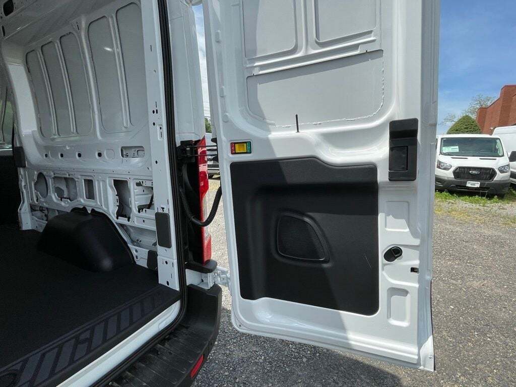 2024 Ford Transit 250
