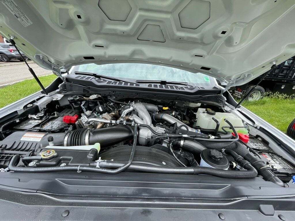 2025 Ford F-350 Super Duty XL