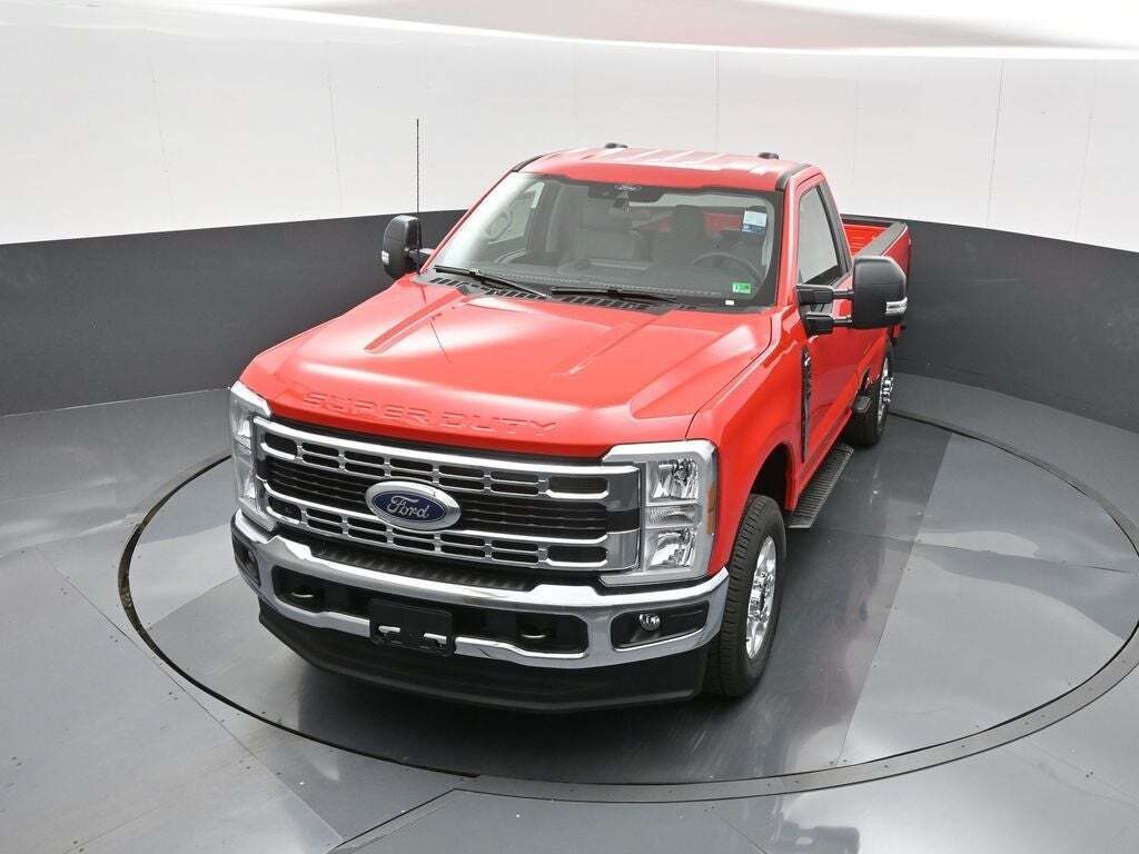 2025 Ford F-350 Super Duty XLT