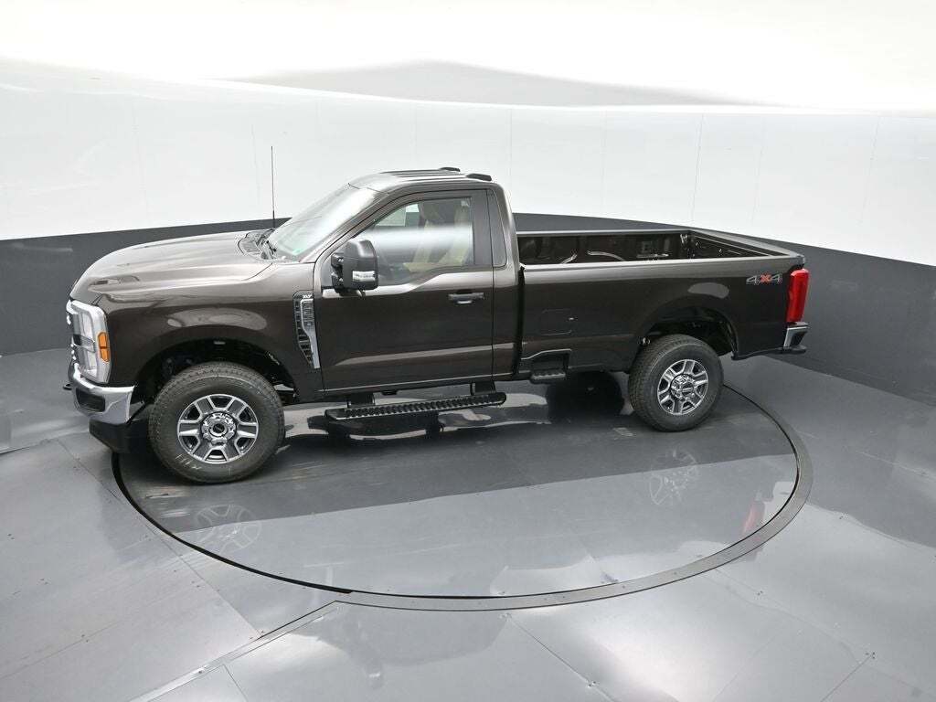 2025 Ford F-350 Super Duty XLT