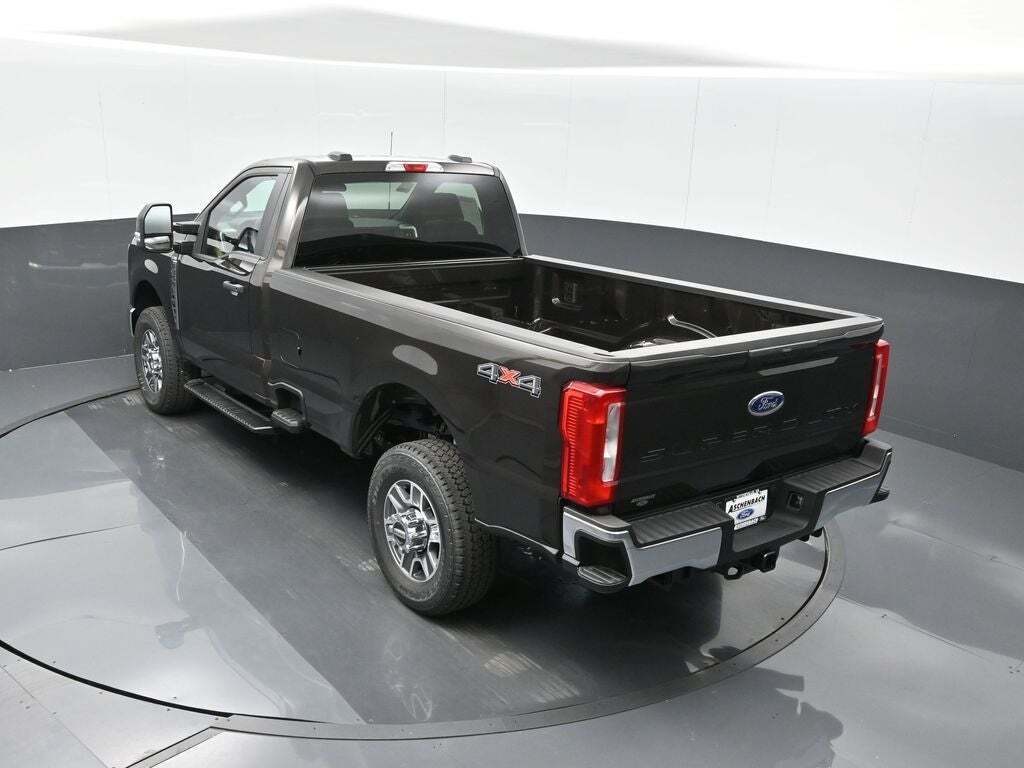 2025 Ford F-350 Super Duty XLT