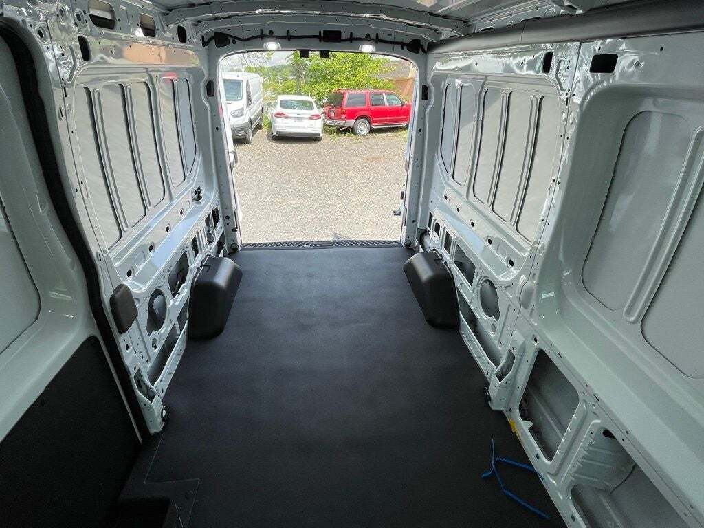 2024 Ford Transit 250