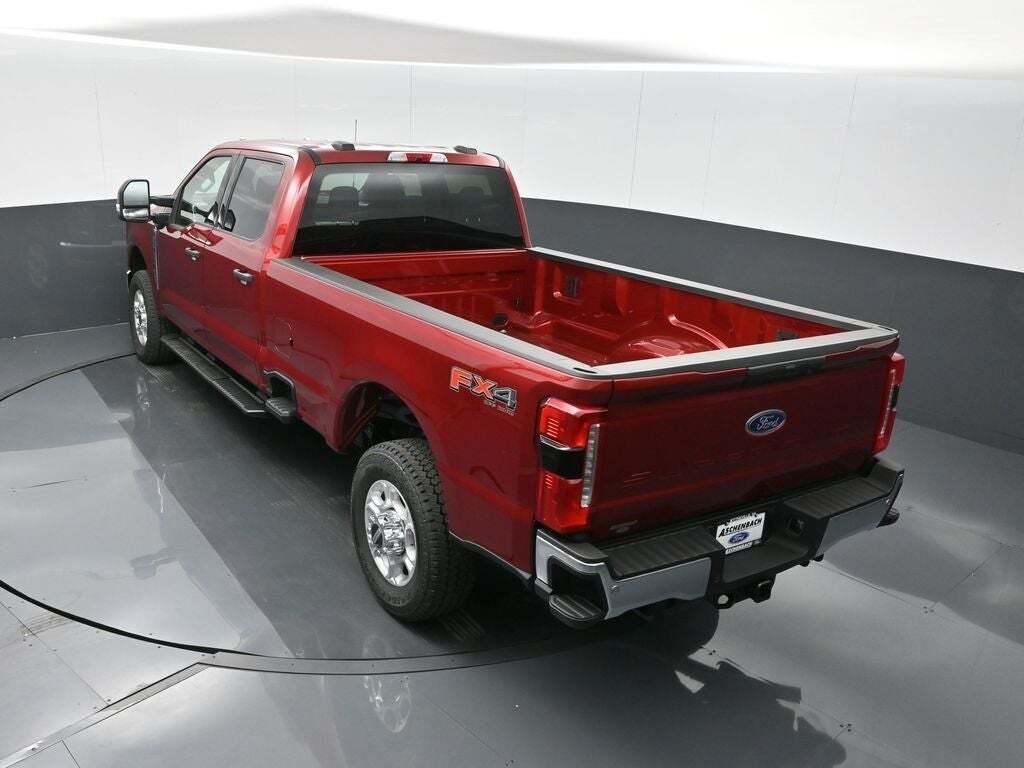 2025 Ford F-350 Super Duty XLT
