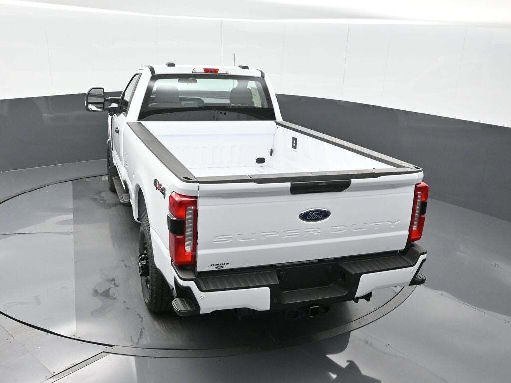 2025 Ford F-350 Super Duty XL