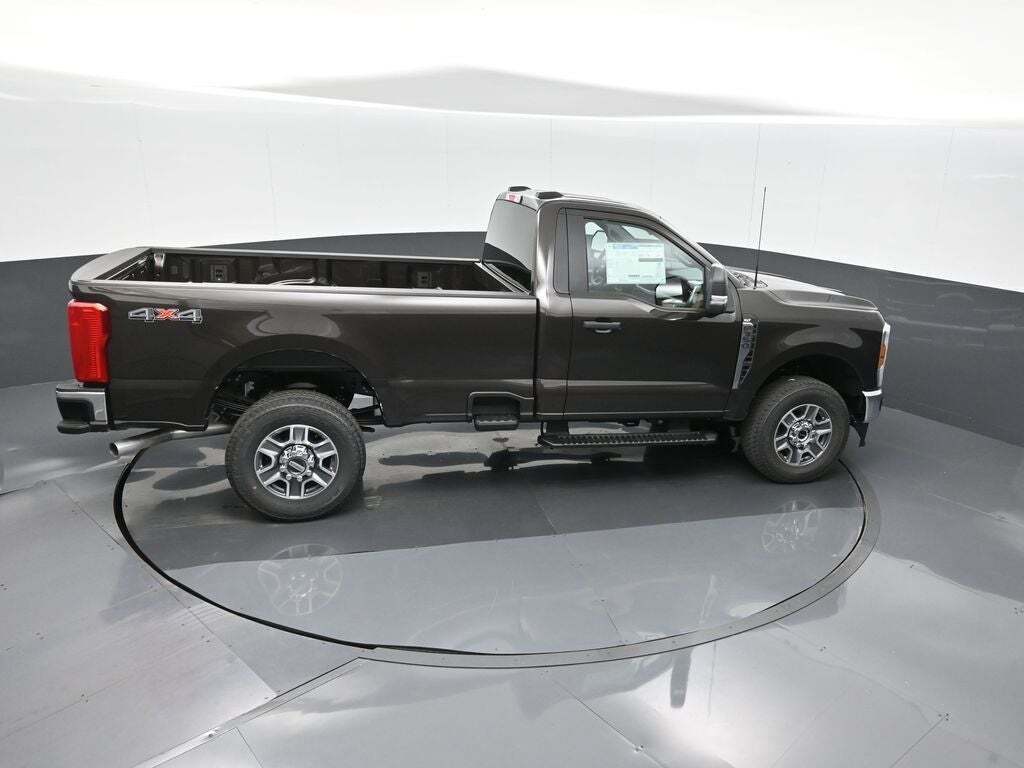 2025 Ford F-350 Super Duty XLT