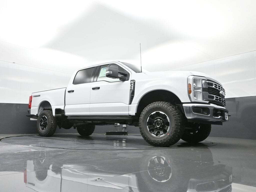 2025 Ford F-350 Super Duty XLT