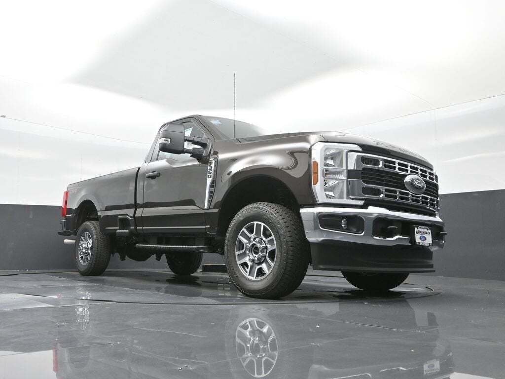 2025 Ford F-350 Super Duty XLT