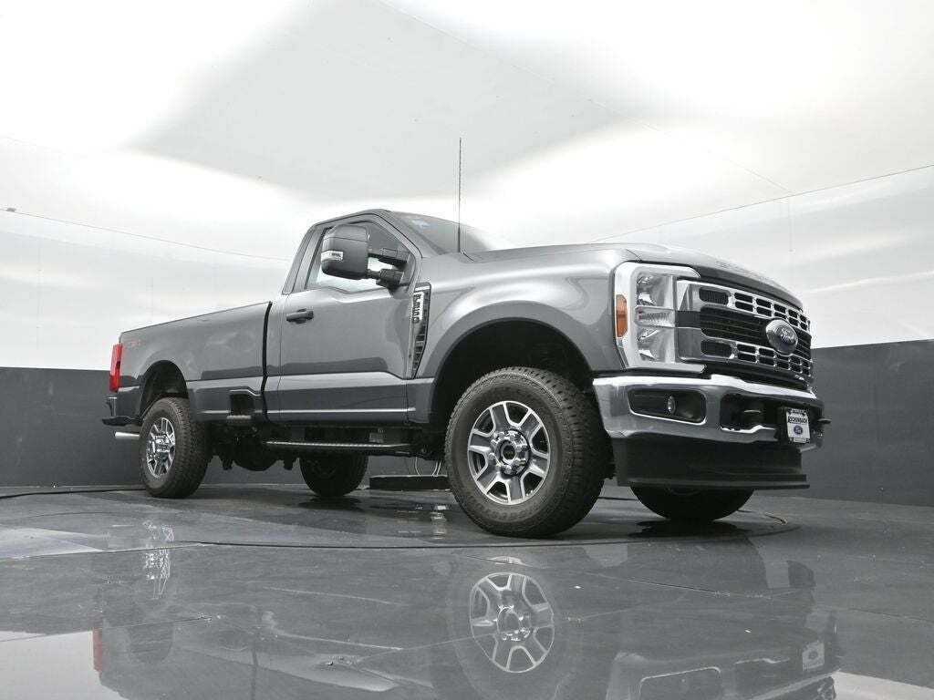2025 Ford F-350 Super Duty XLT