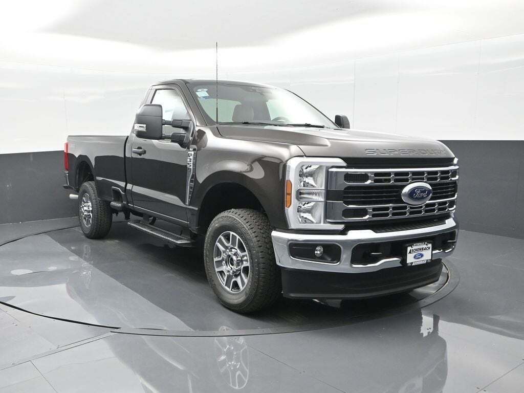 2025 Ford F-350 Super Duty XLT