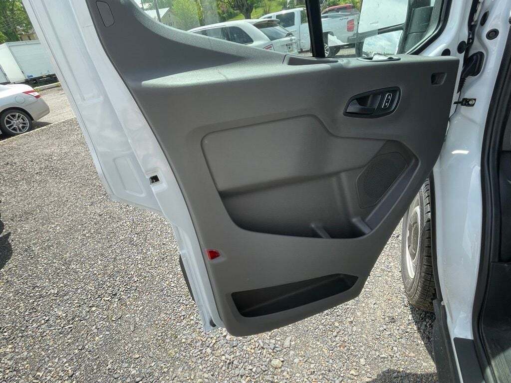 2024 Ford Transit 250