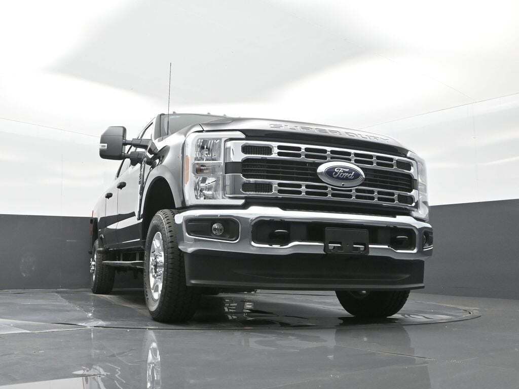2025 Ford F-350 Super Duty XLT