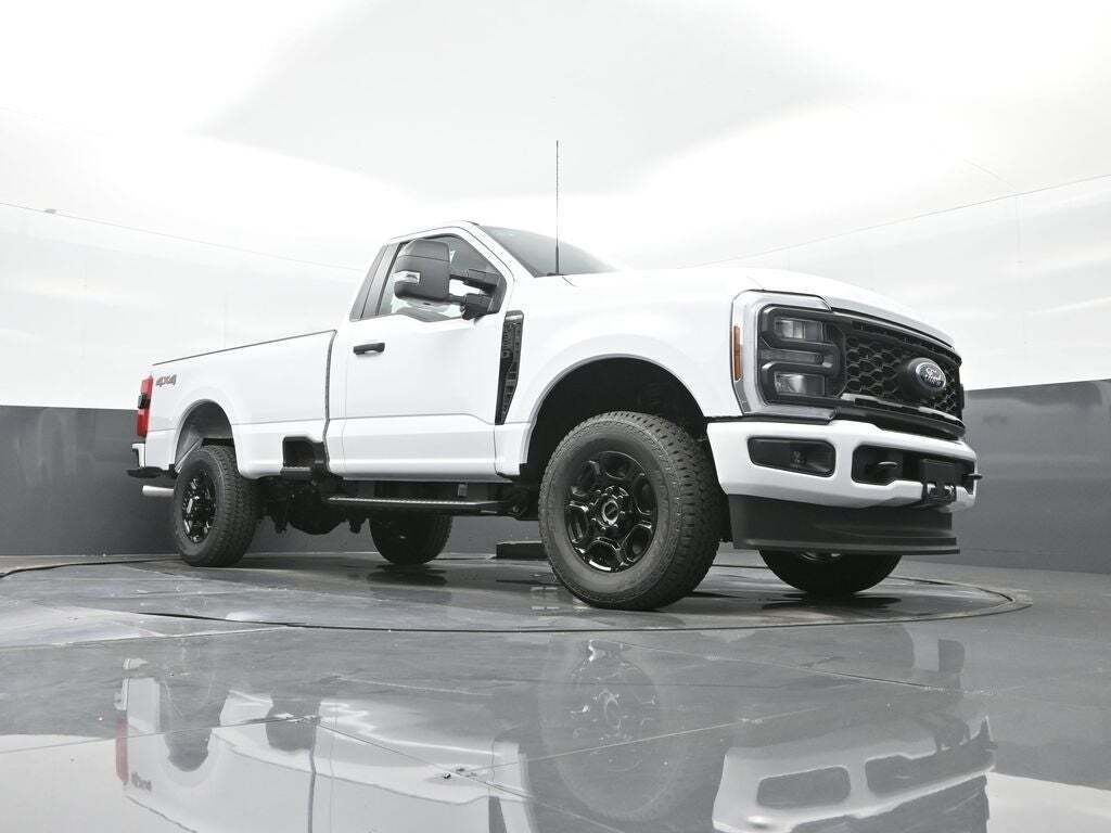 2025 Ford F-350 Super Duty XL