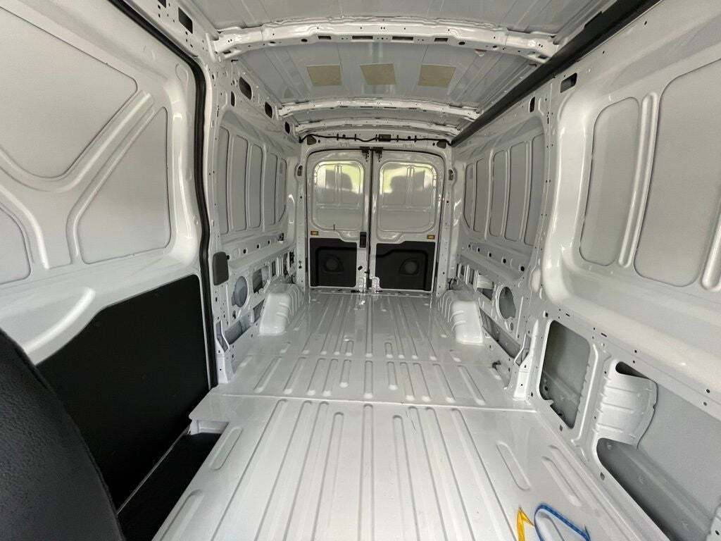 2025 Ford Transit 250