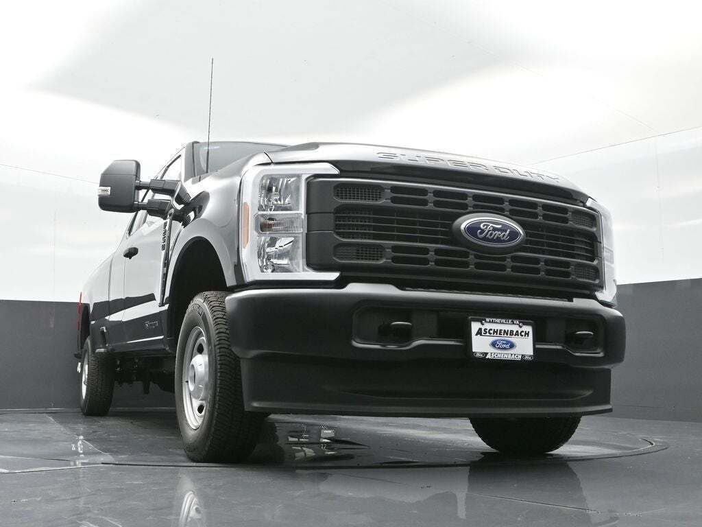 2025 Ford F-250 Super Duty XL