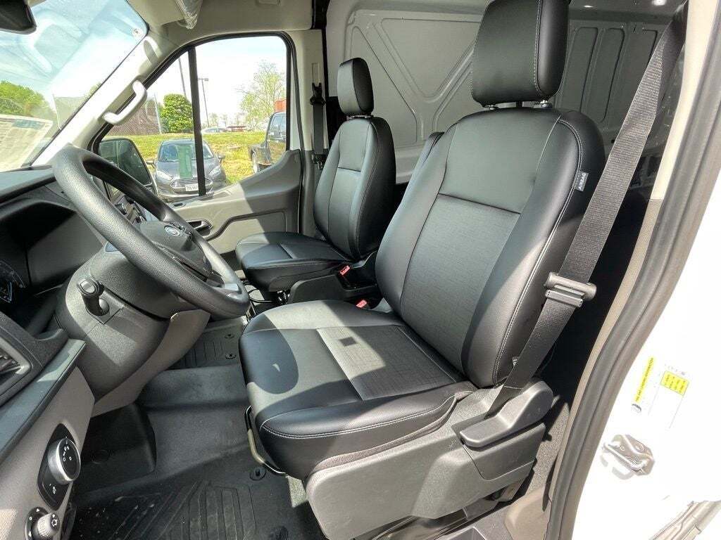 2024 Ford Transit 250