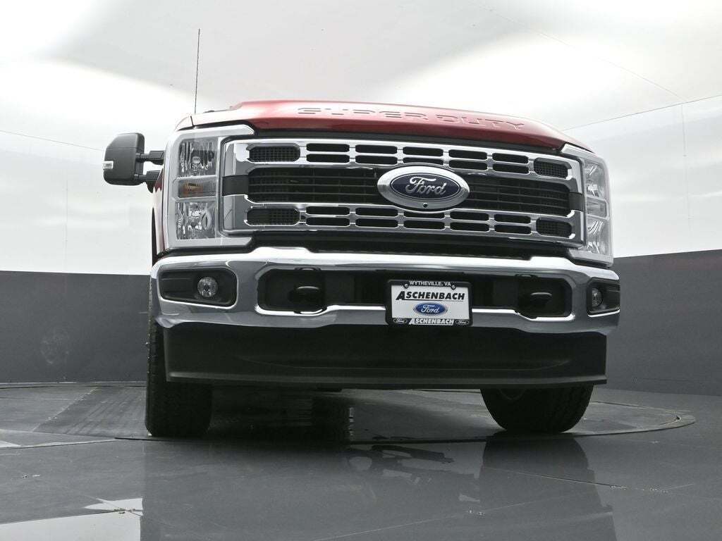 2025 Ford F-350 Super Duty XLT