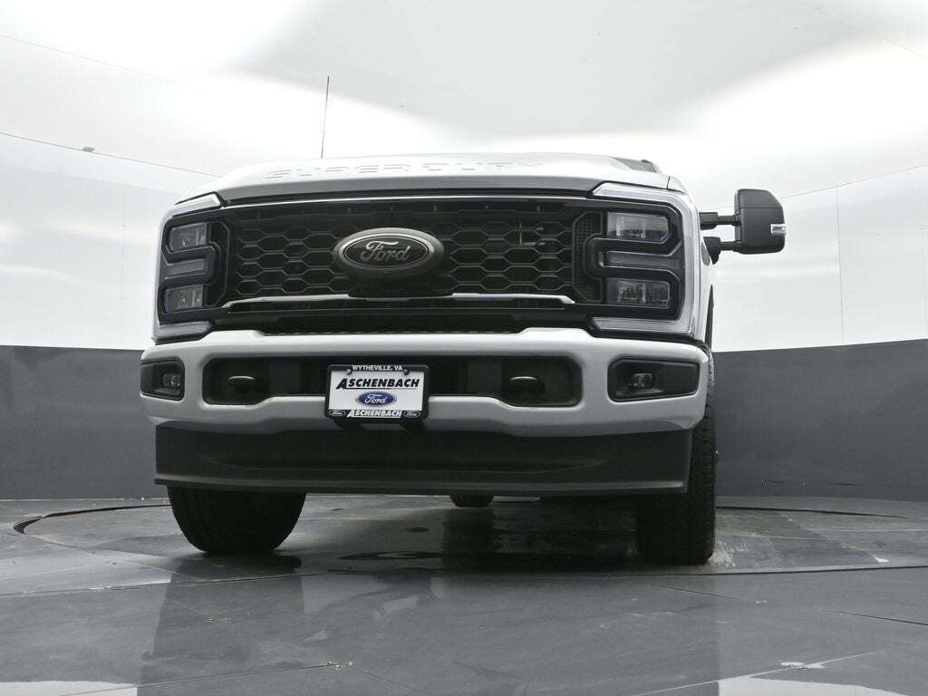 2025 Ford F-250 Super Duty XLT