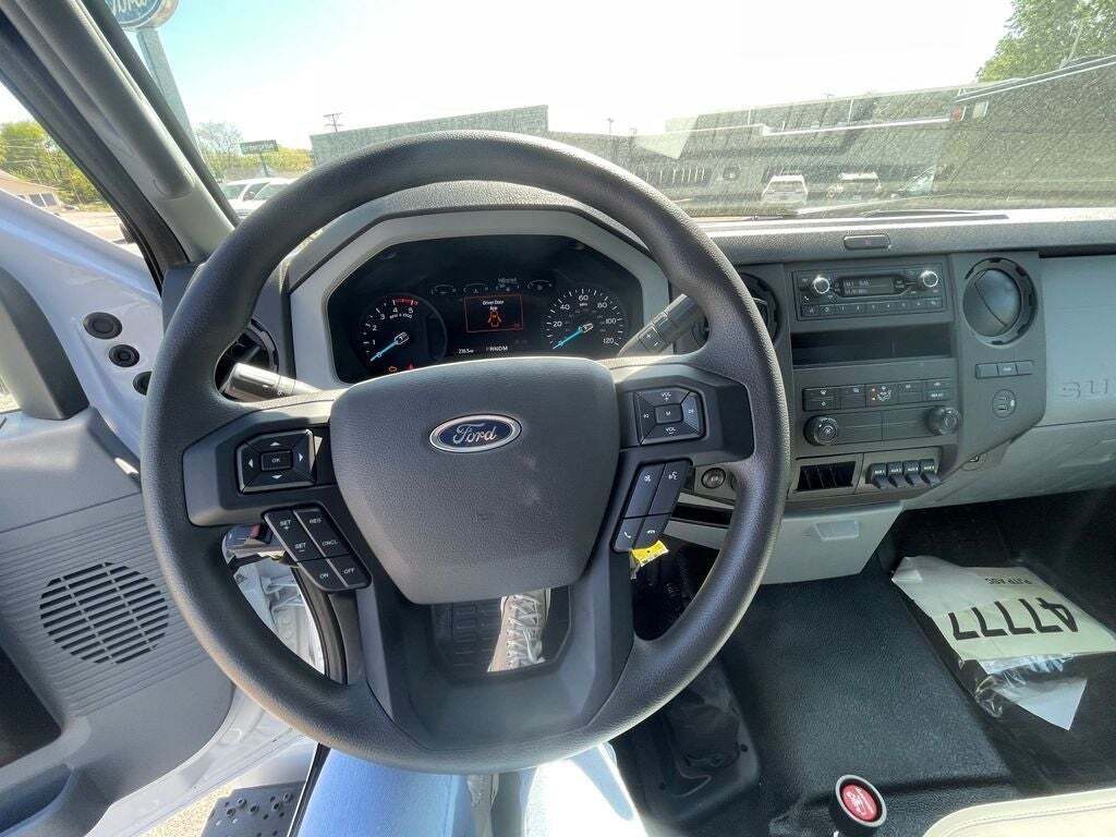 2024 Ford F-650 Super Duty 