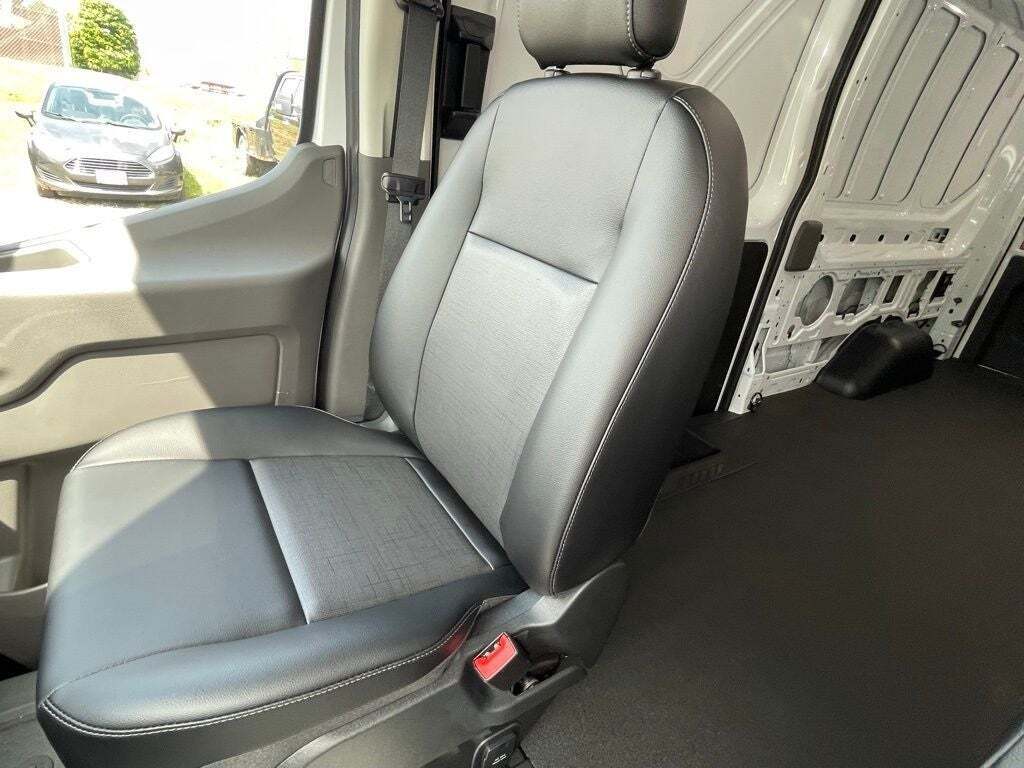 2024 Ford Transit 250
