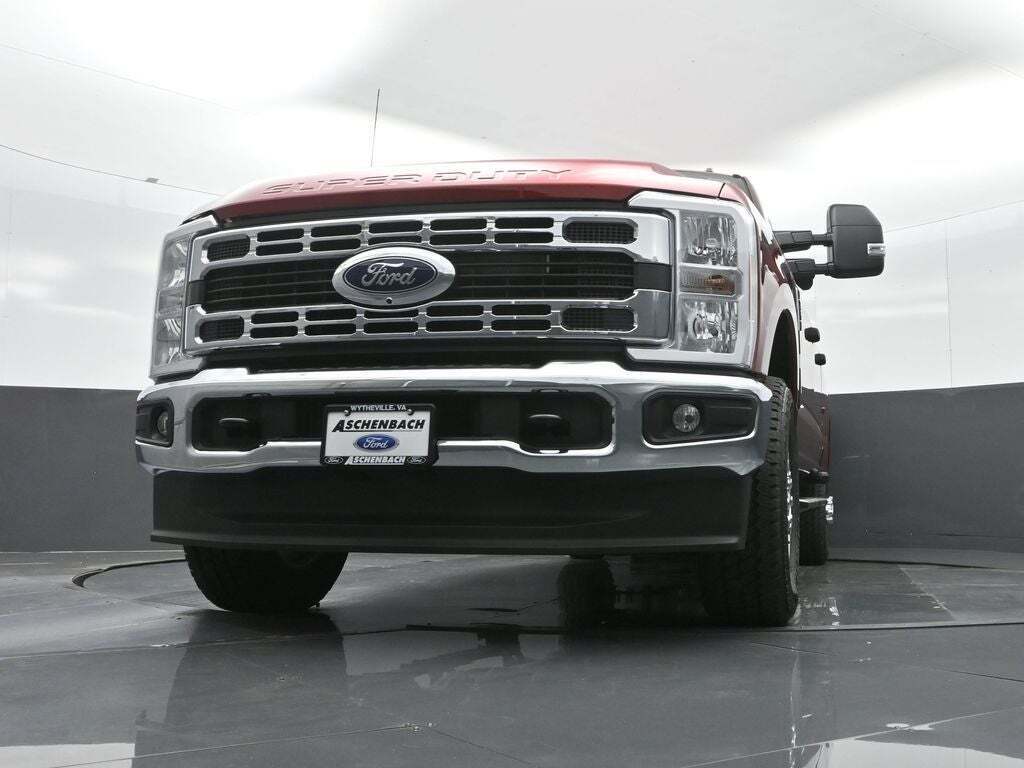 2025 Ford F-350 Super Duty XLT