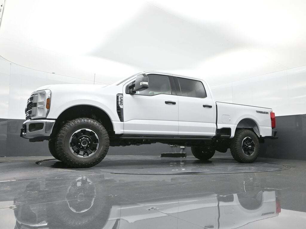 2025 Ford F-350 Super Duty XLT