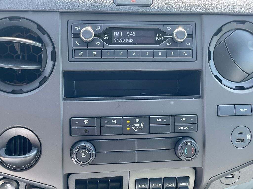 2024 Ford F-650 Super Duty 