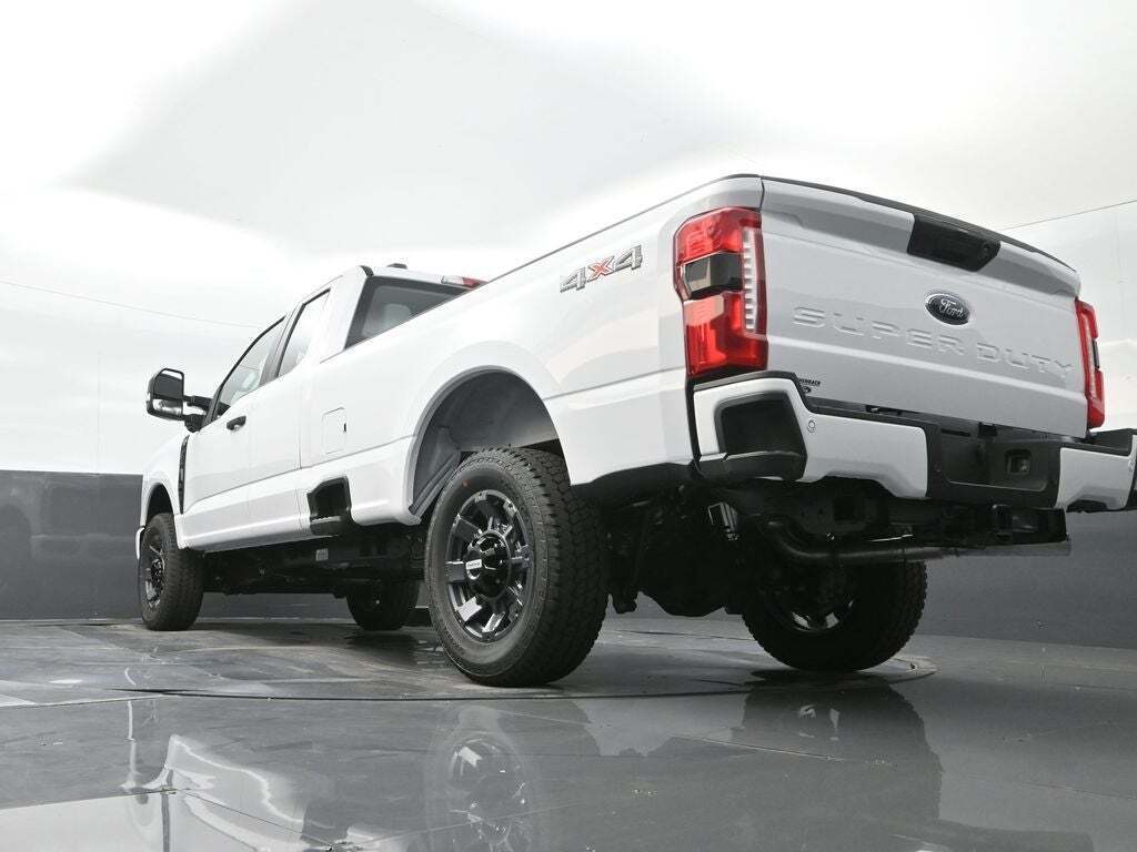2025 Ford F-350 Super Duty XL