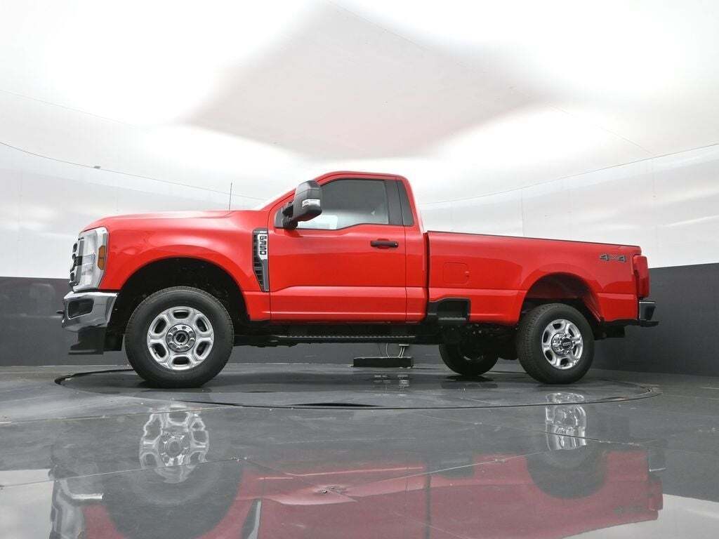 2025 Ford F-350 Super Duty XLT