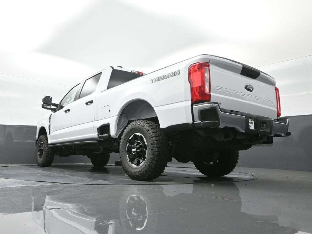 2025 Ford F-350 Super Duty XLT