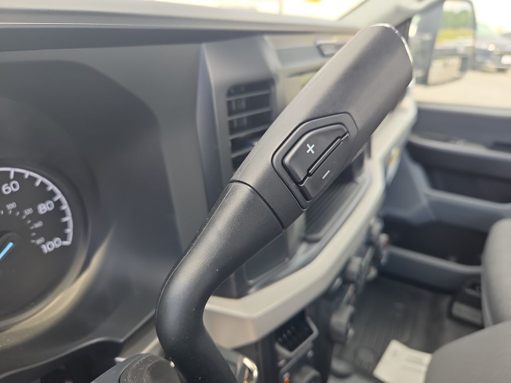 2025 Ford F-250 Super Duty XLT