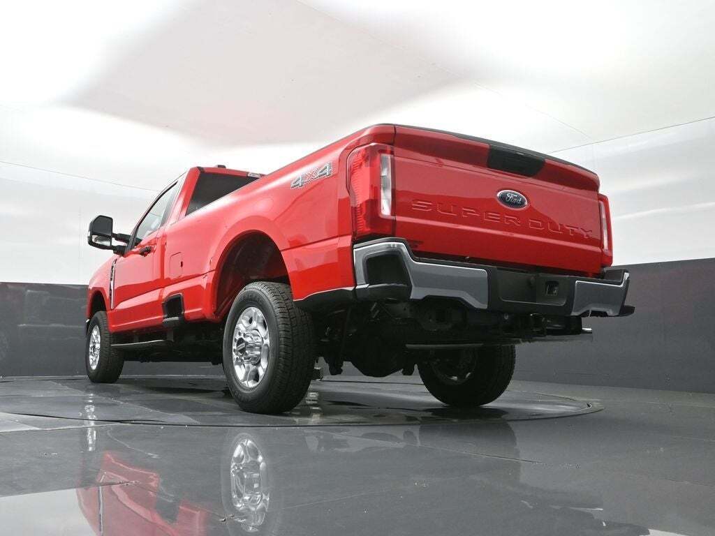 2025 Ford F-350 Super Duty XLT