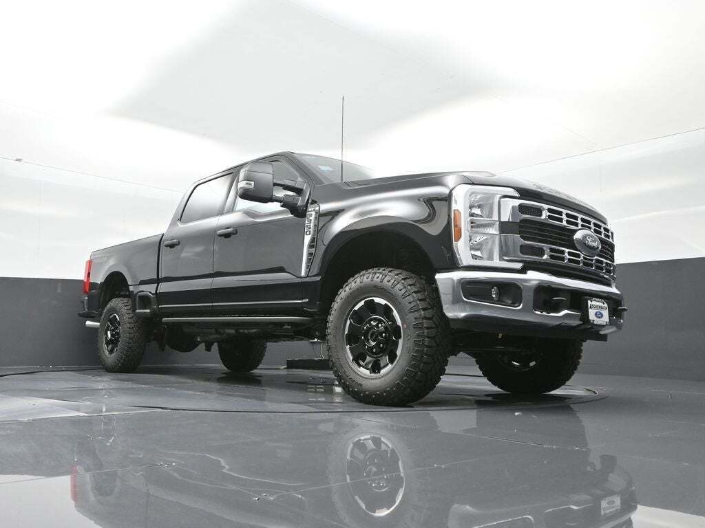 2025 Ford F-350 Super Duty XLT
