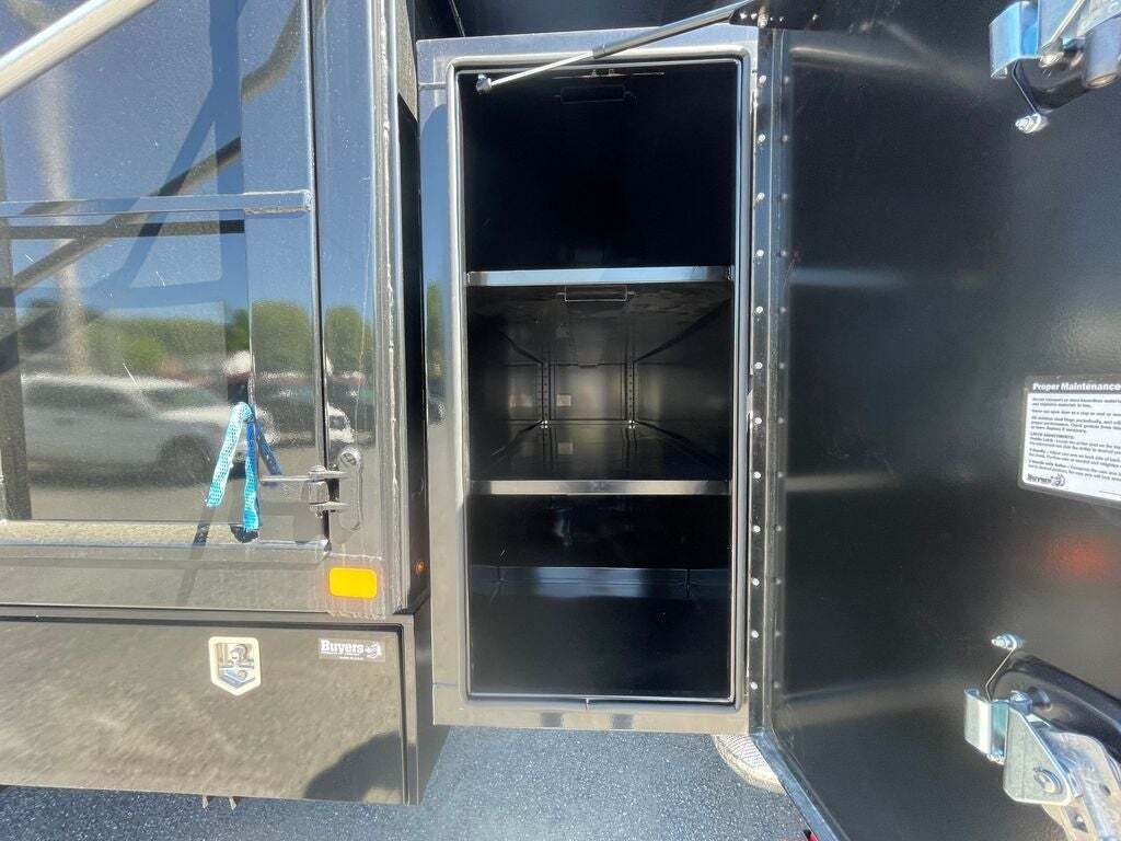2024 Ford F-650 Super Duty 