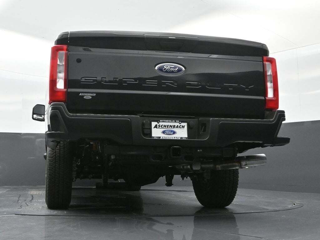 2025 Ford F-250 Super Duty XL