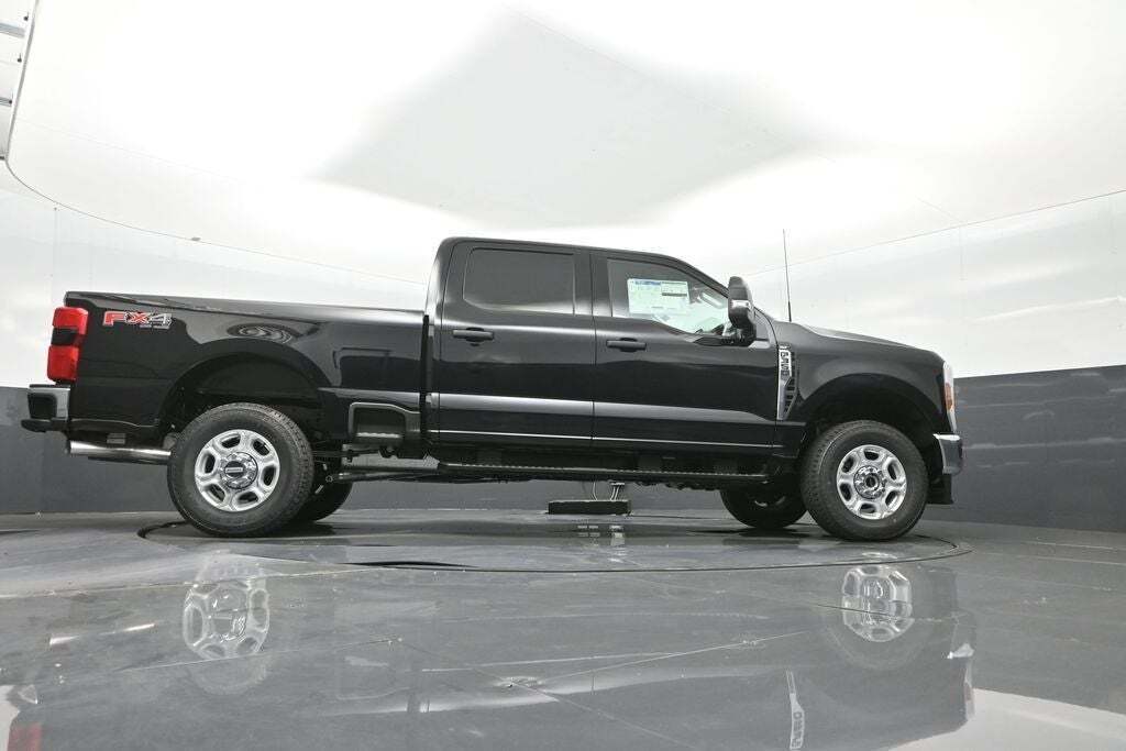 2025 Ford F-350 Super Duty XLT