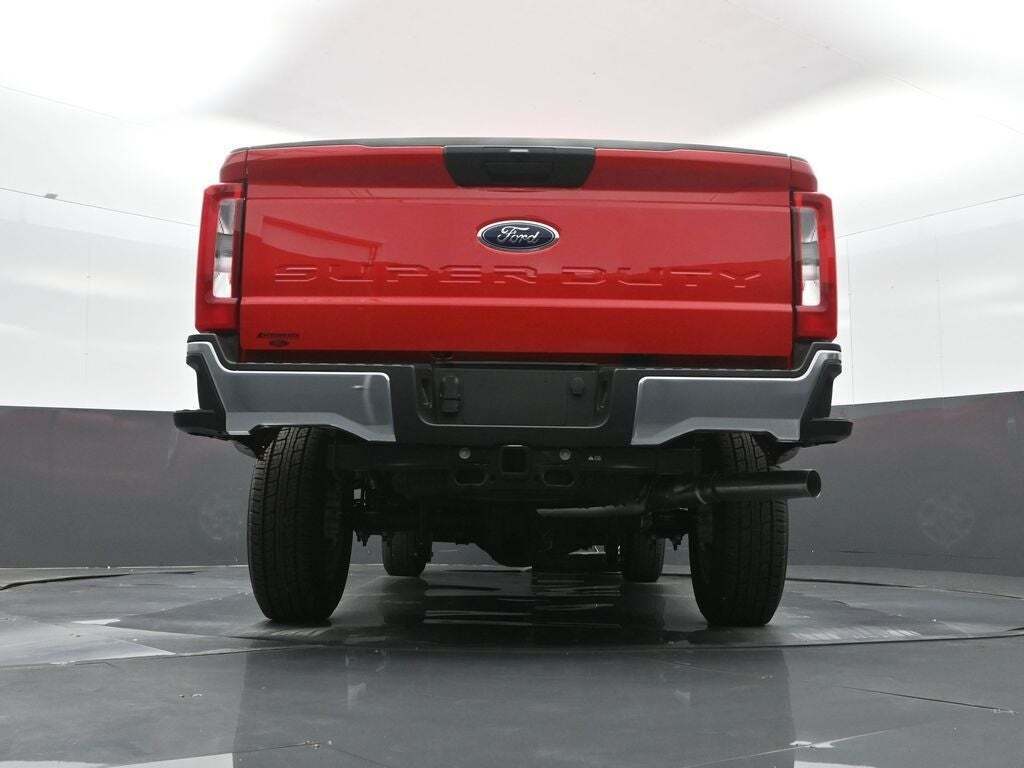 2025 Ford F-350 Super Duty XLT
