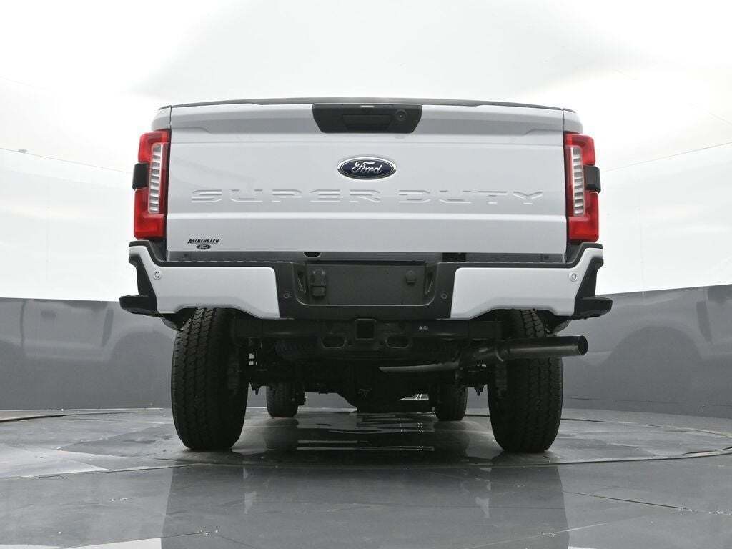 2025 Ford F-350 Super Duty XL