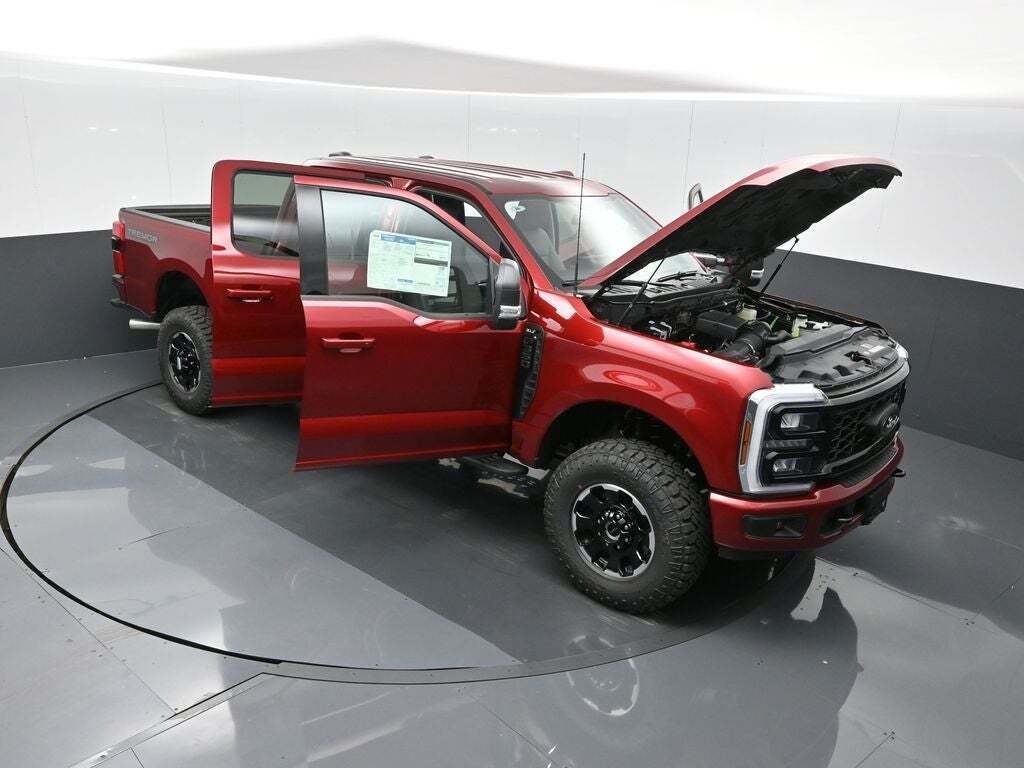 2025 Ford F-350 Super Duty XLT