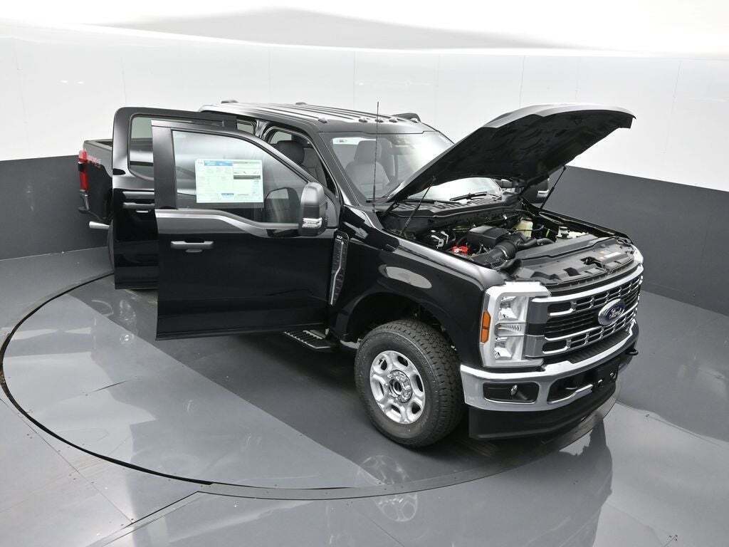 2025 Ford F-350 Super Duty XLT