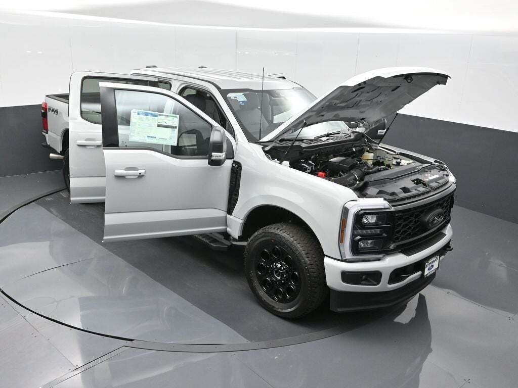 2025 Ford F-250 Super Duty XLT