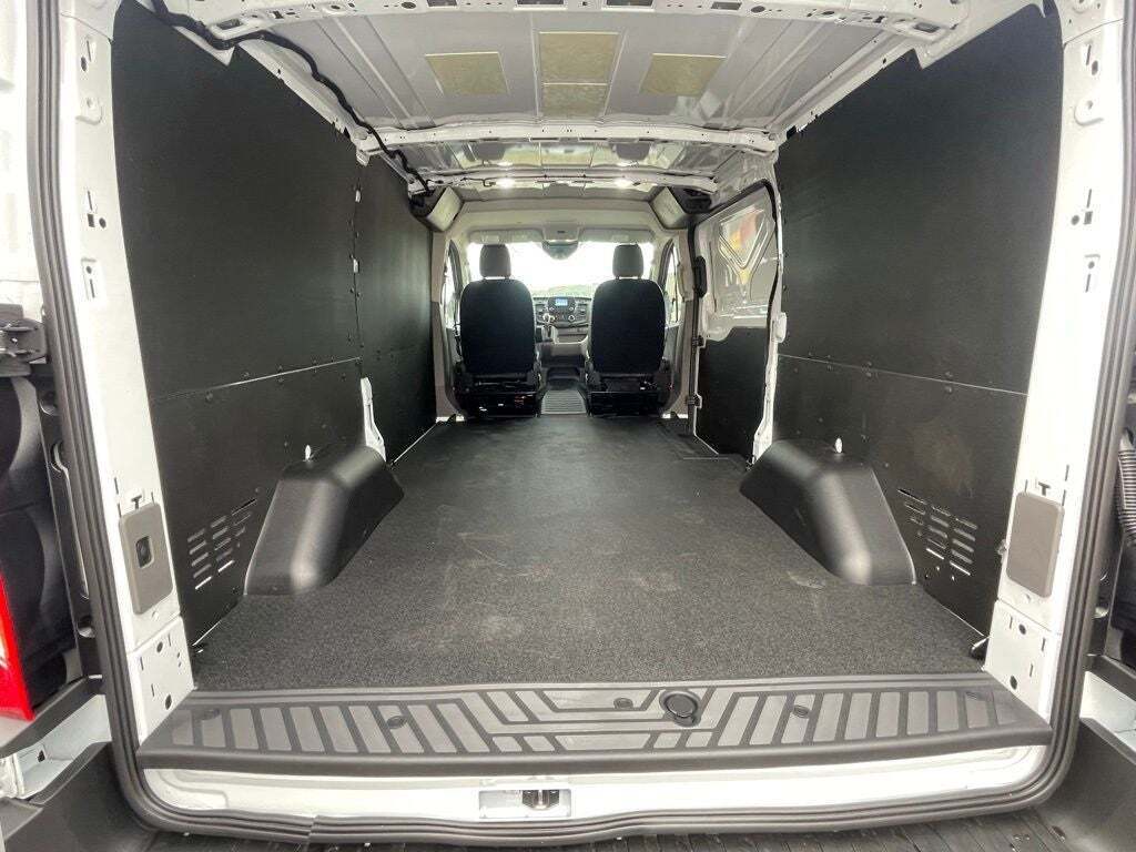 2024 Ford Transit 250