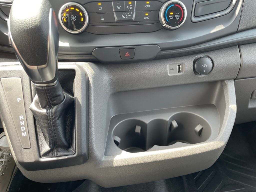 2024 Ford Transit 250