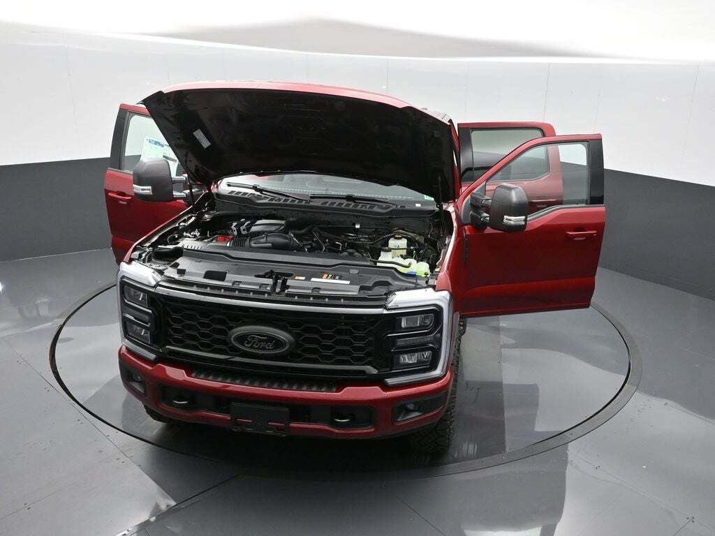2025 Ford F-350 Super Duty XLT