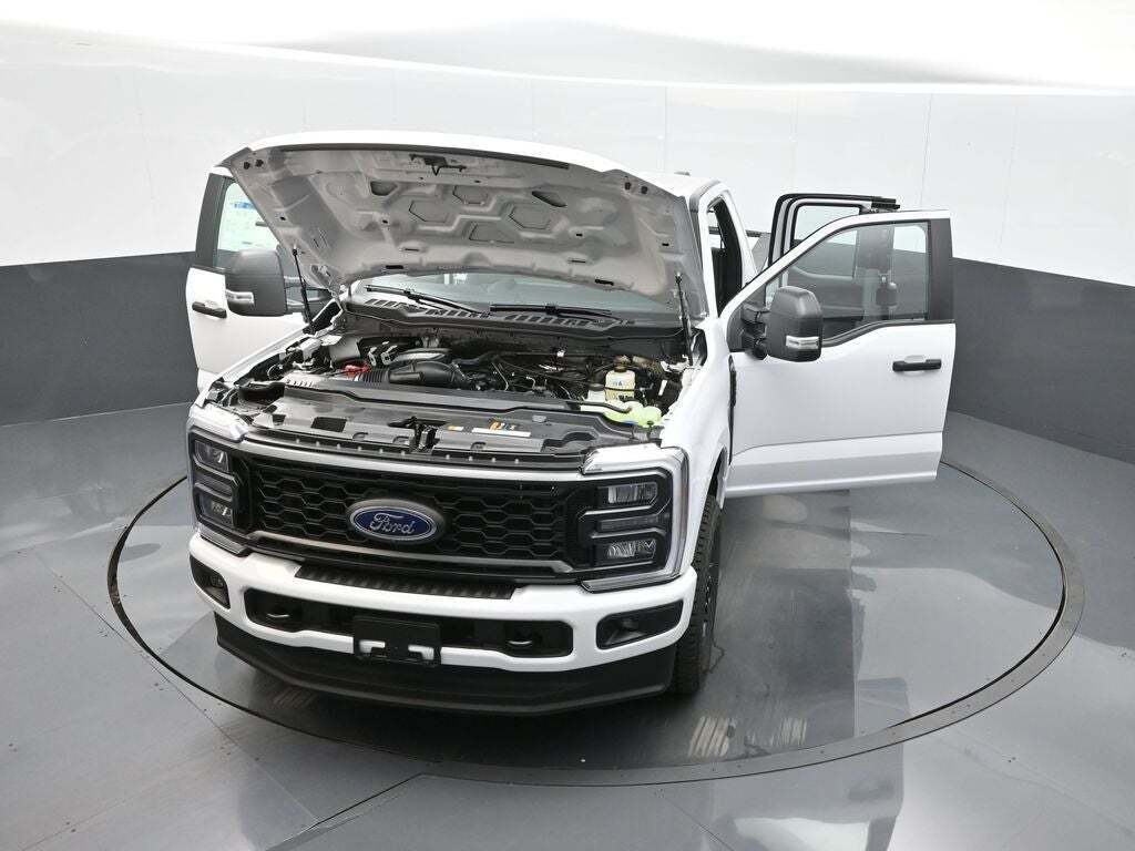 2025 Ford F-350 Super Duty XL