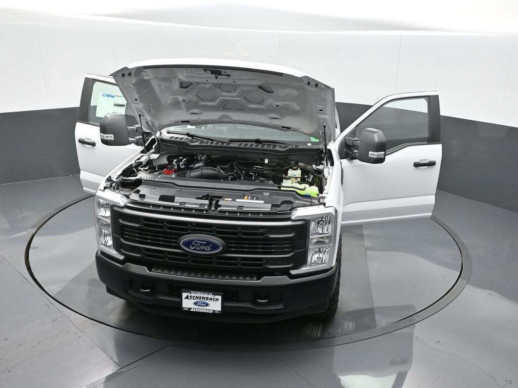 2025 Ford F-250 Super Duty XL