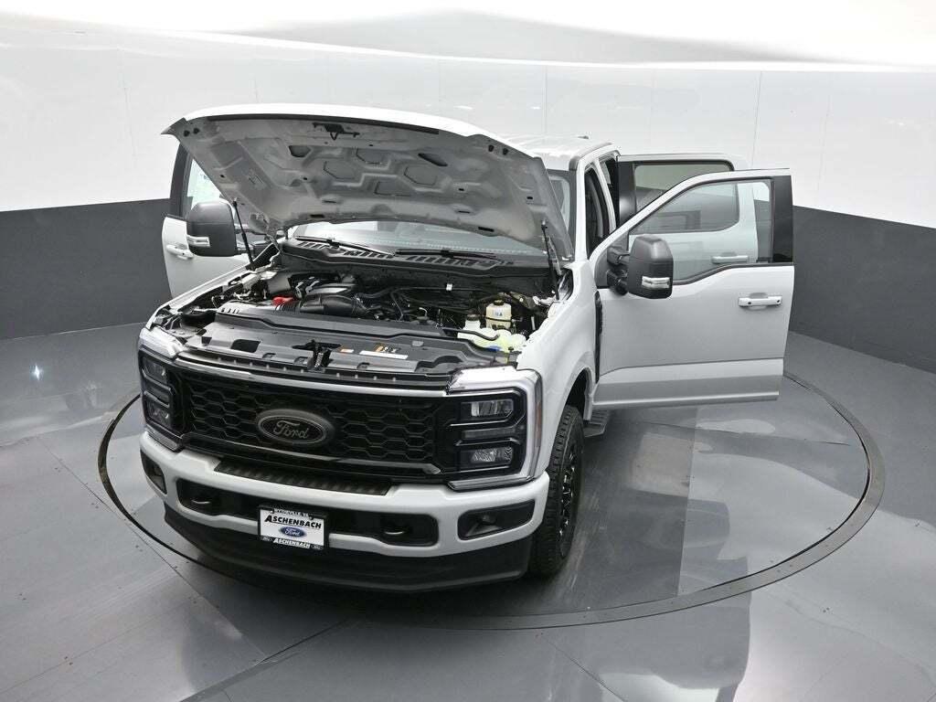 2025 Ford F-250 Super Duty XLT