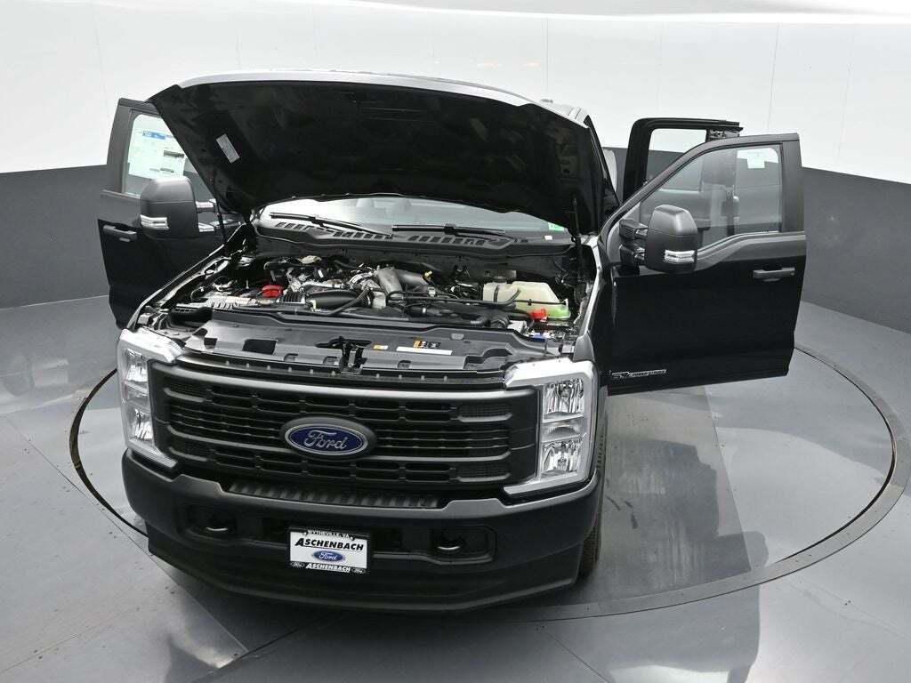 2025 Ford F-250 Super Duty XL
