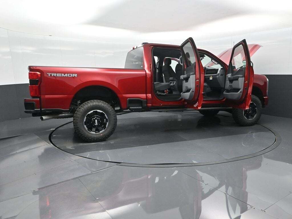 2025 Ford F-350 Super Duty XLT
