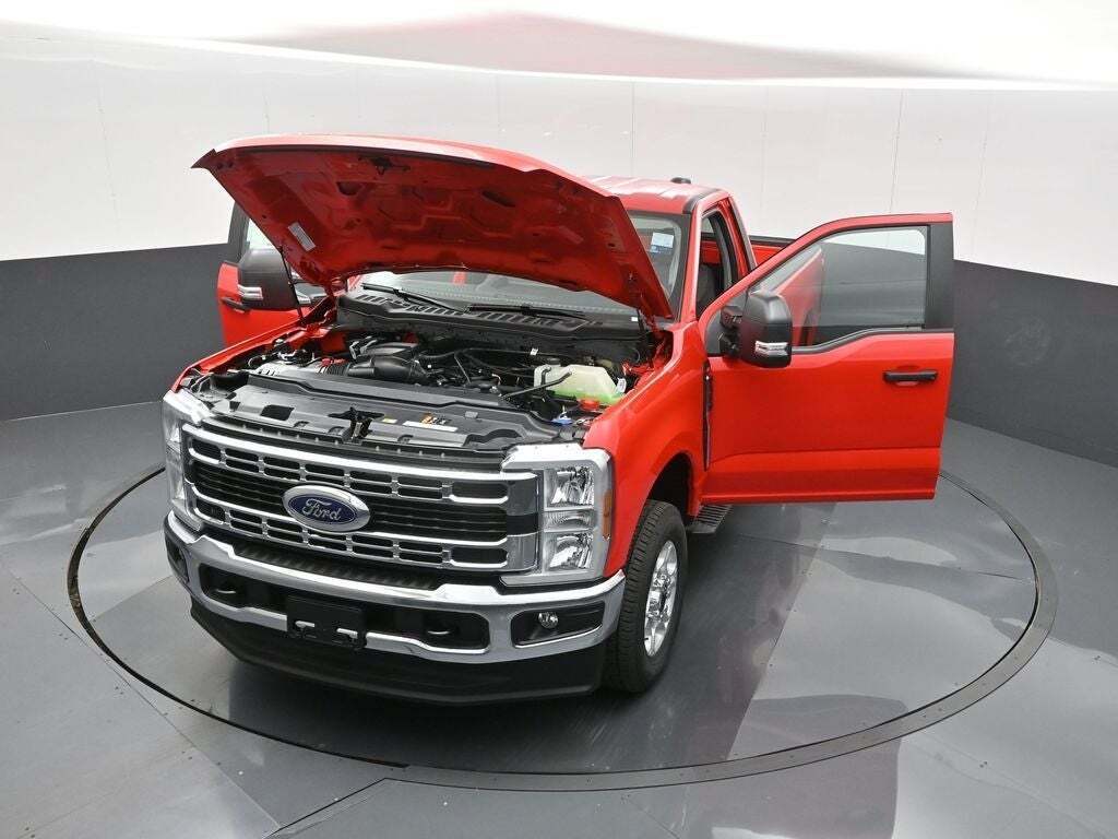2025 Ford F-350 Super Duty XLT
